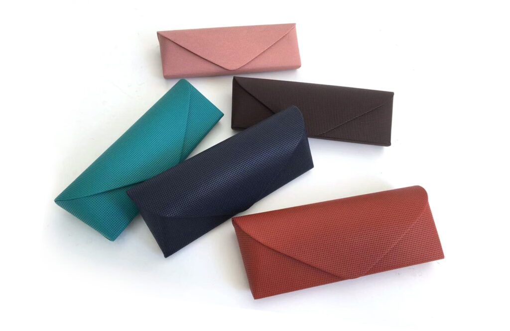 Eyewear Case XPW-14082 TUXEDO FLEXIBLE FLAP