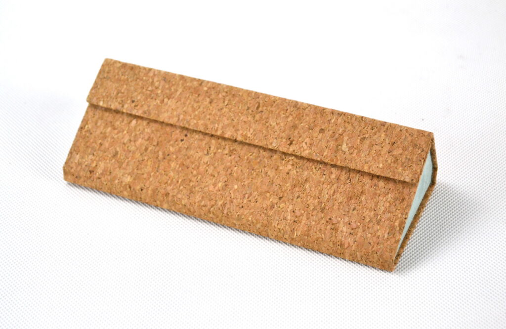 XPW-1460920ODYSSEY20ORIGAMI20CORK20SHAPED.jpg
