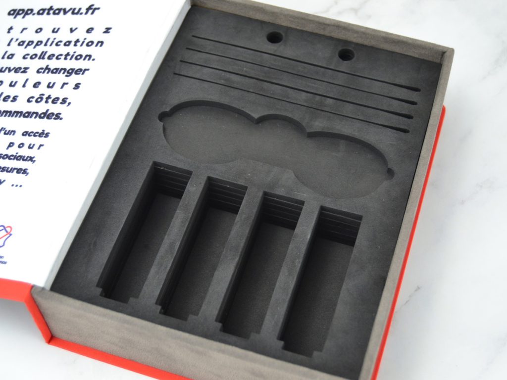 XPW-14628BOOKTRAY OPENED